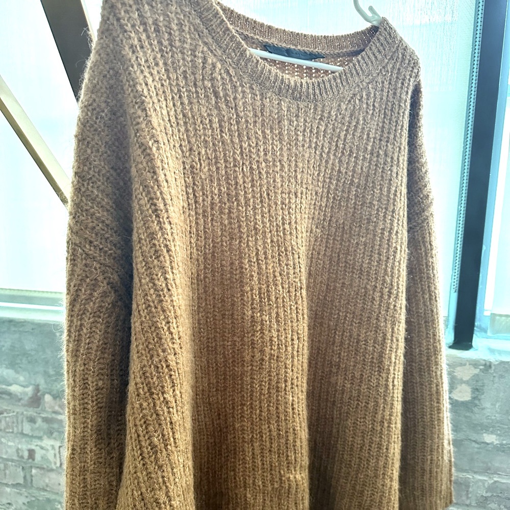 SOLD | Jenni Kayne Oversized Chunky Knit